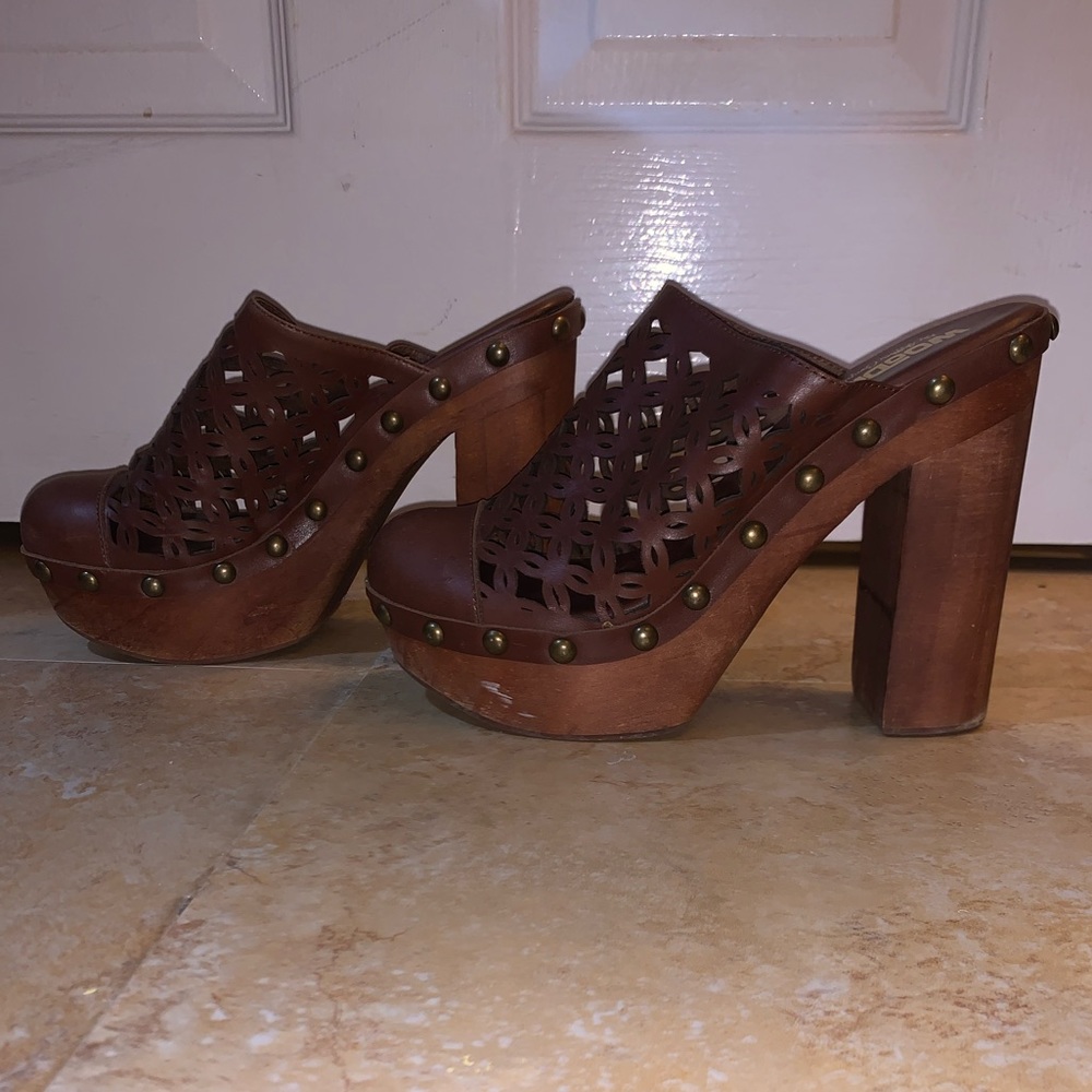 Jeffrey Campbell Woodies Cayenne Laser Cut - Picture 4 of 8